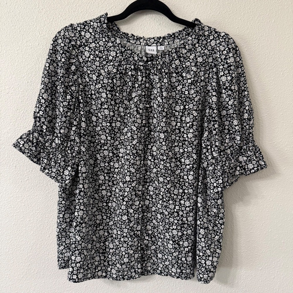 Gap Womens Black White Floral Ditsy Ruffle Puff Sleeve Blouse Top Medium NEW